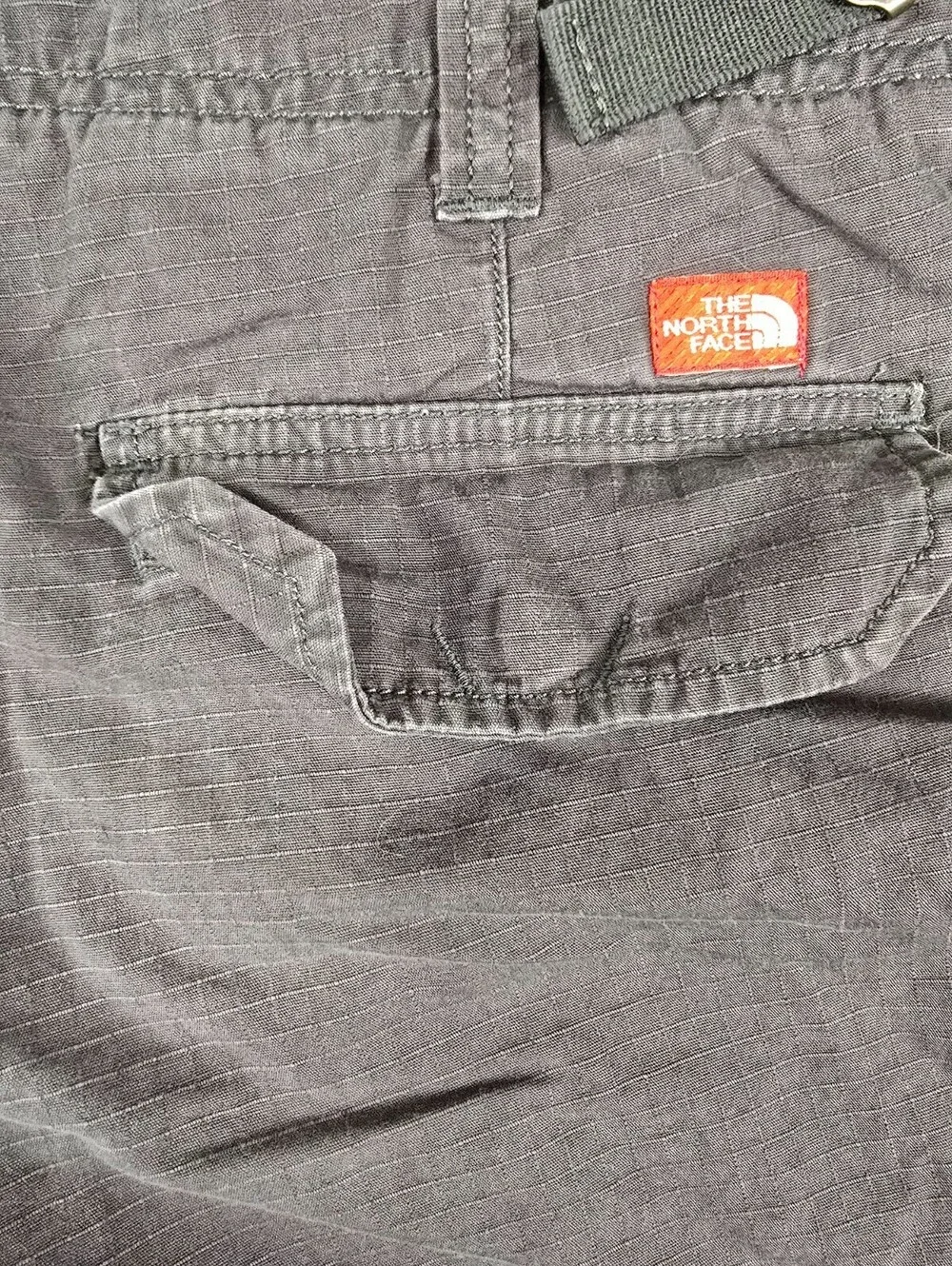 The North Face Mens Sz 36 Classic Zip Up Cargo Shorts Gray 100% Cotton
